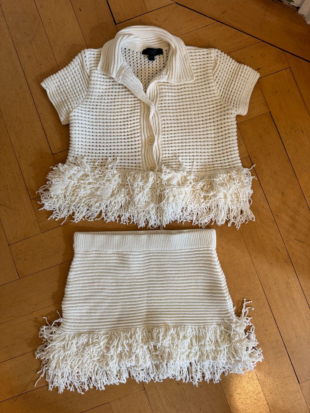Zara Lotti di vestiti: Set – Nuovo (secondo la descrizione) da Zollikon venduto da lui_gqg9