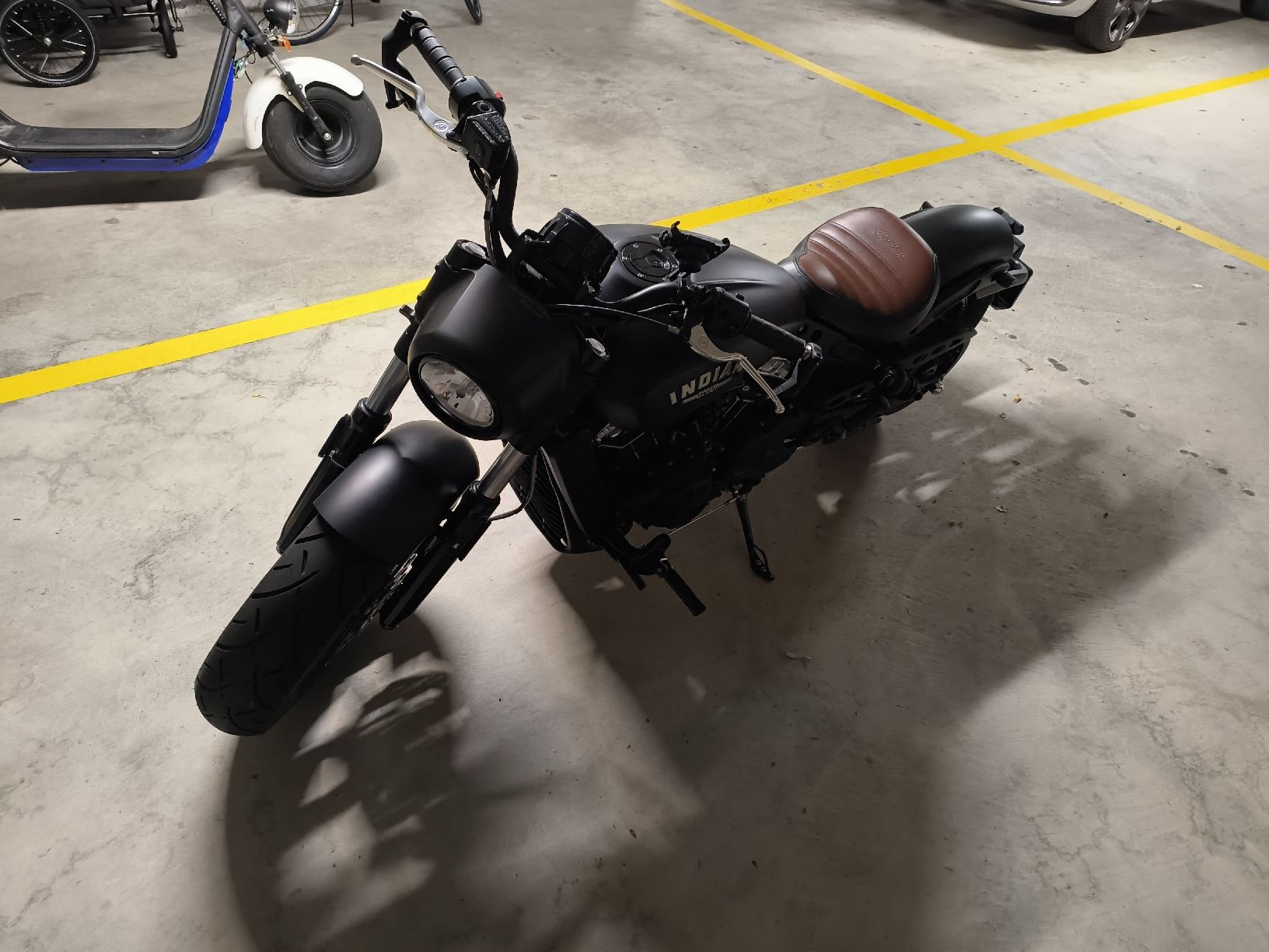 Indian Motorcycle Chopper: Indian Scout Bobber – Gebraucht aus Uznach von rog_5mmr 2
