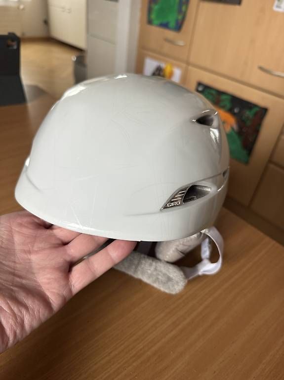 Casques: Skihelm Giro weiss – D'occasion à Balterswil par Flex76 1