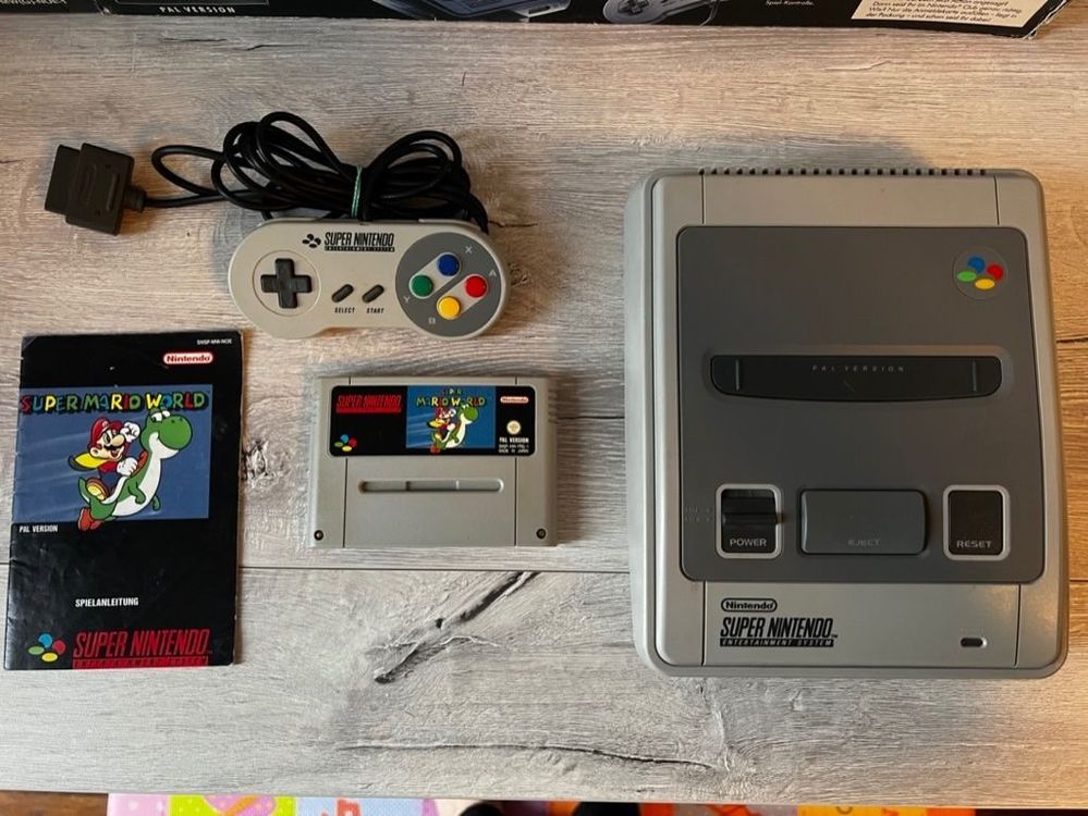 Super Nintendo Konsole   Super Mario World   OVP (Gebraucht) in