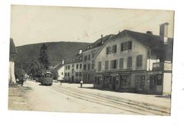 Dombresson Bahnhof mit altem Tram