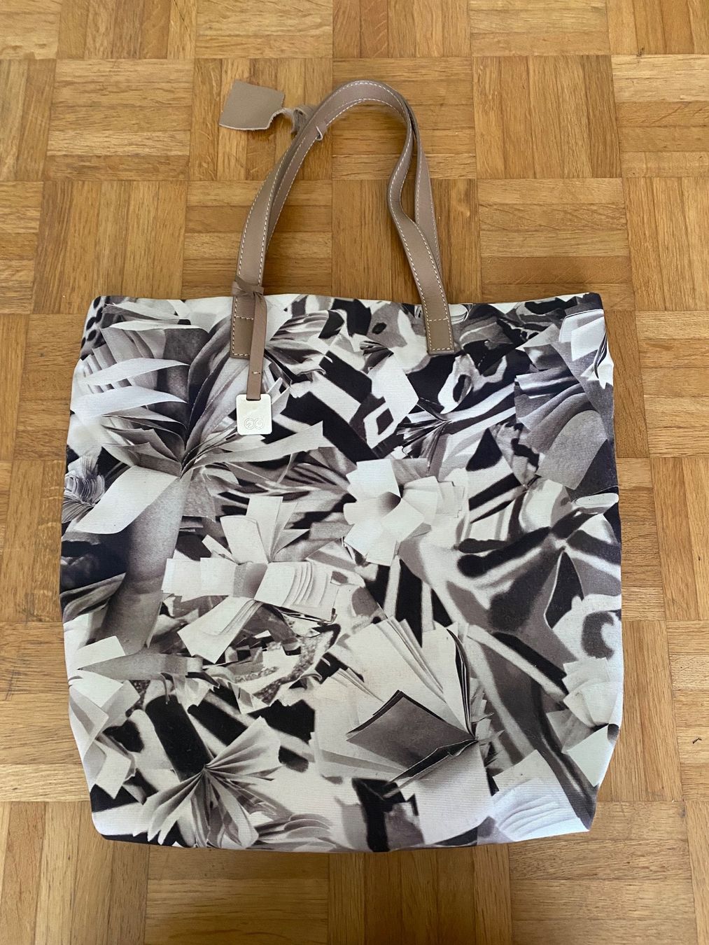Escada Borse da donna: NEUE Original Escada Handtasche – Nuovo (secondo la descrizione) da Siebnen venduto da mel_b_789