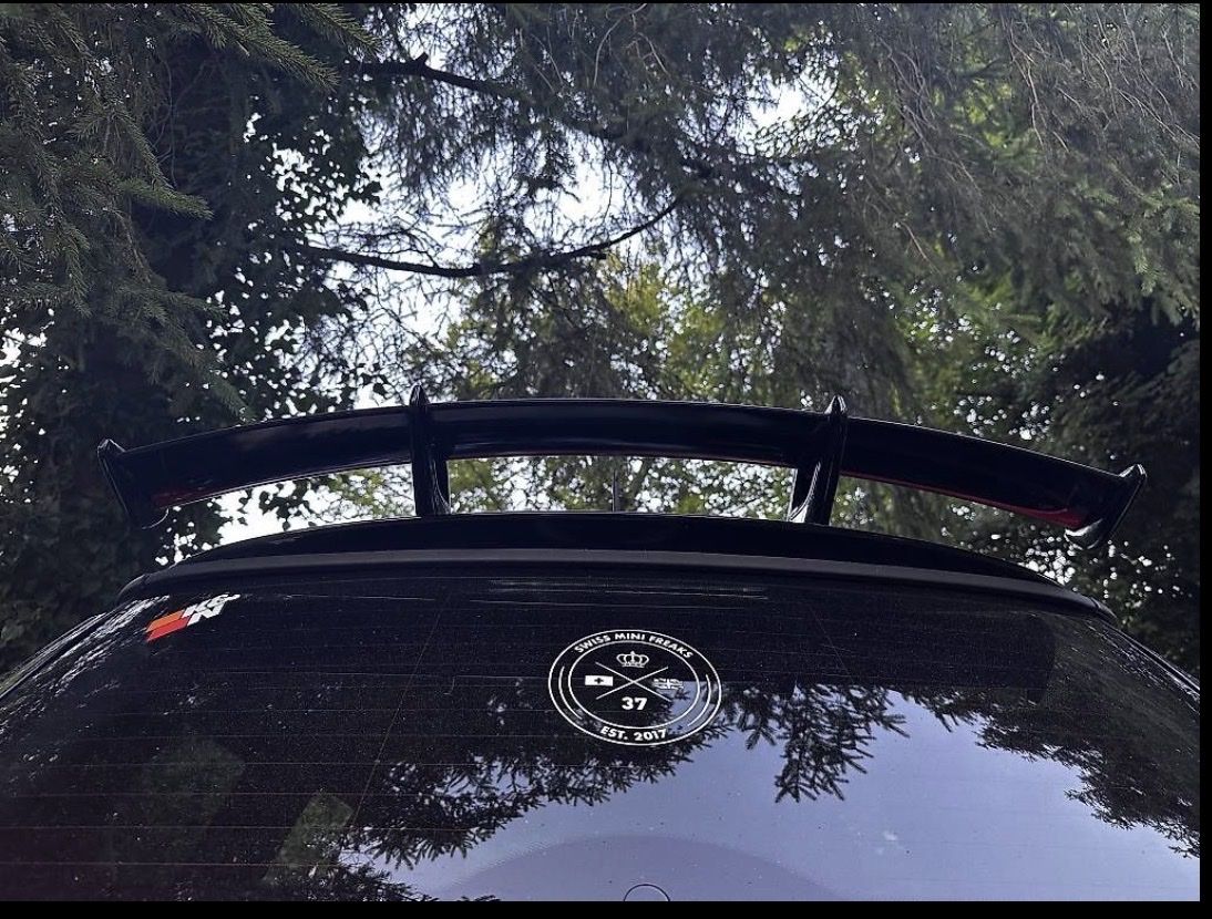 Mini Tutti pezzi di ricambio auto: Mini Cooper Spoiler R56 – Usato da Wil ZH venduto da Cyril-Las 2