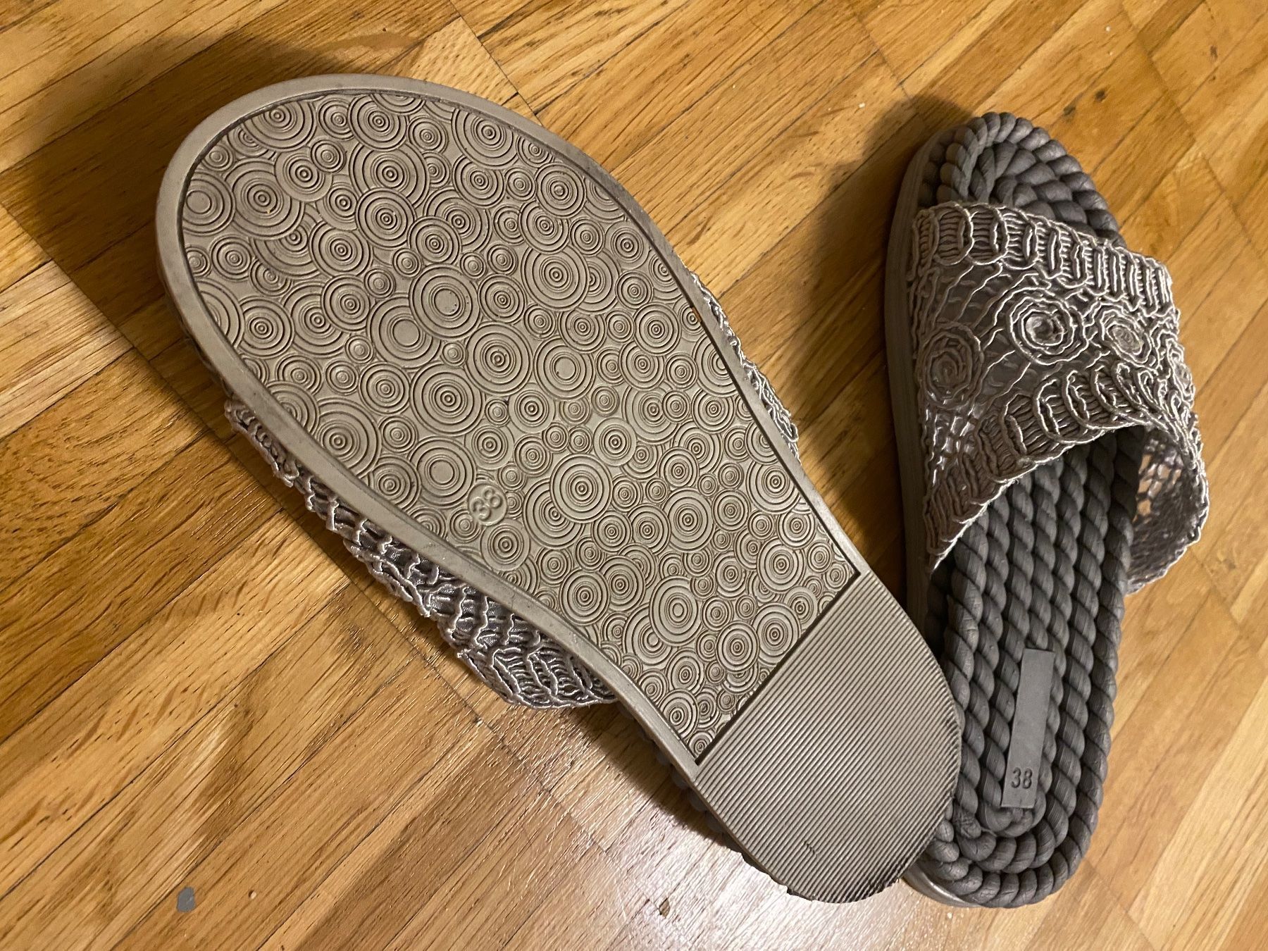 Scarpe da donna: sandale – Usato da Winterthur venduto da EasyRS 5