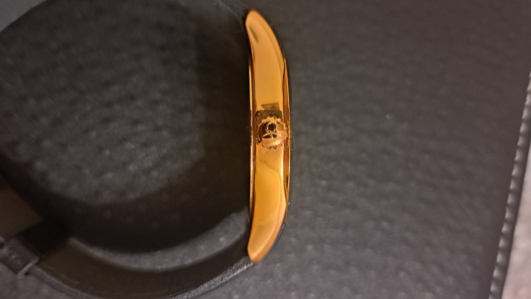 Calvin Klein Orologi: Montre Calvin Klein Bold Men, état impecable, 41mm – Usato da Clarens venduto da mig_f5z9 2