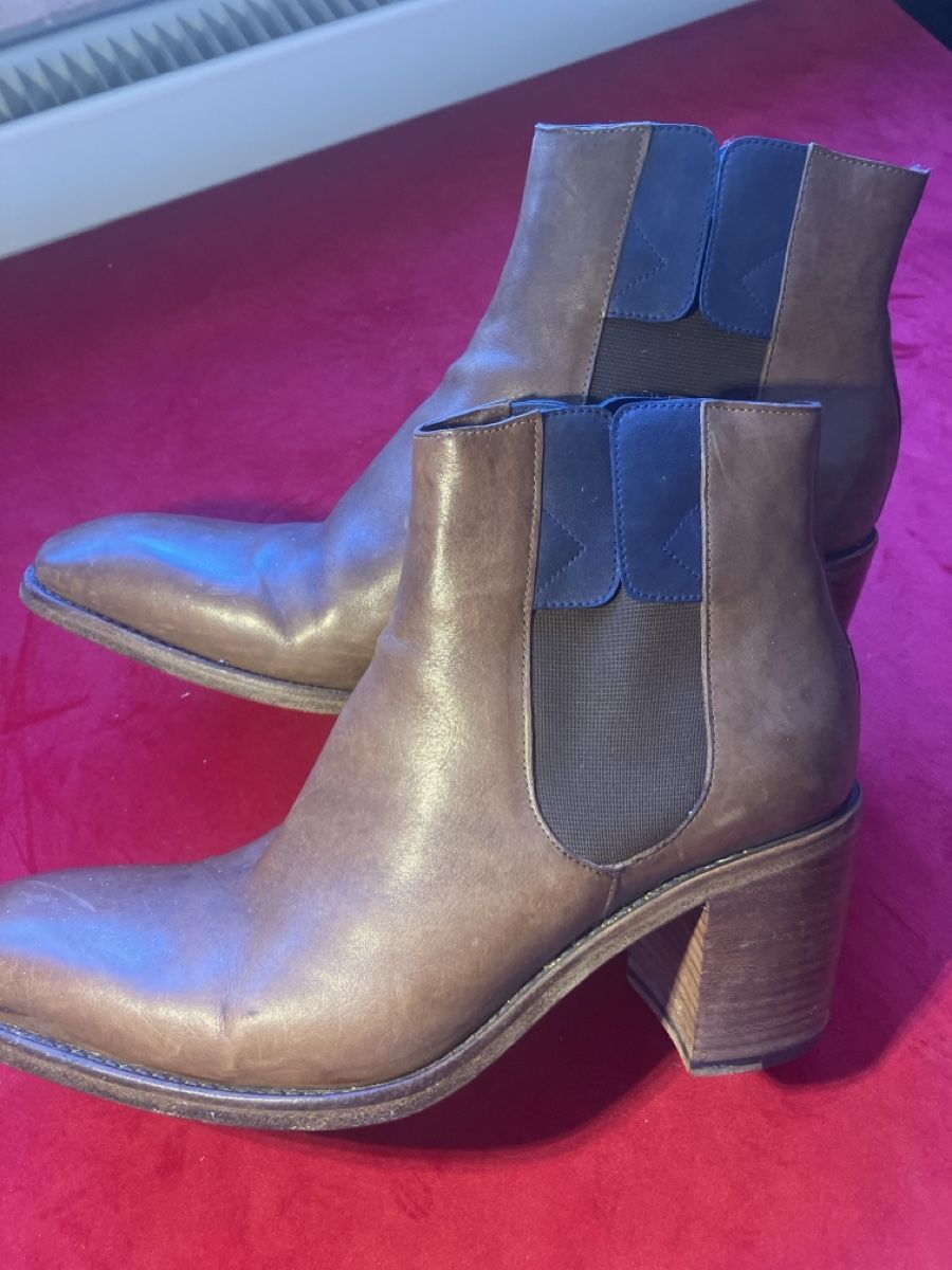 Scarpe da donna: Free Lance Leder Boots Gr.40 – Usato da Muralto venduto da jac_hkz5 4
