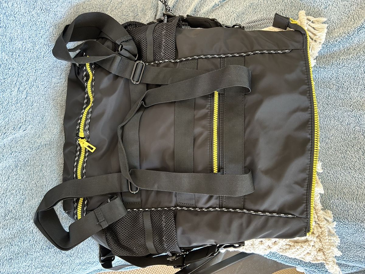 Desigual Zaini: Rucksack/Tasche Desigual – Nuovo (secondo la descrizione) da Wohlen b. Bern venduto da Honeypie 3
