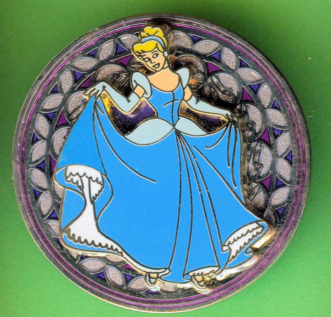 Disney Placchette & Badge: DISNEY  Prinzessin   CINDERELLA – Usato da Winterthur venduto da Sammleroase