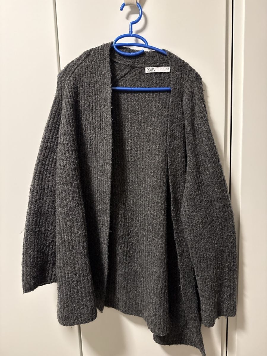 Zara Vestes: Zara Strickjacke Gr. S – D'occasion à Wiesendangen par yoana00
