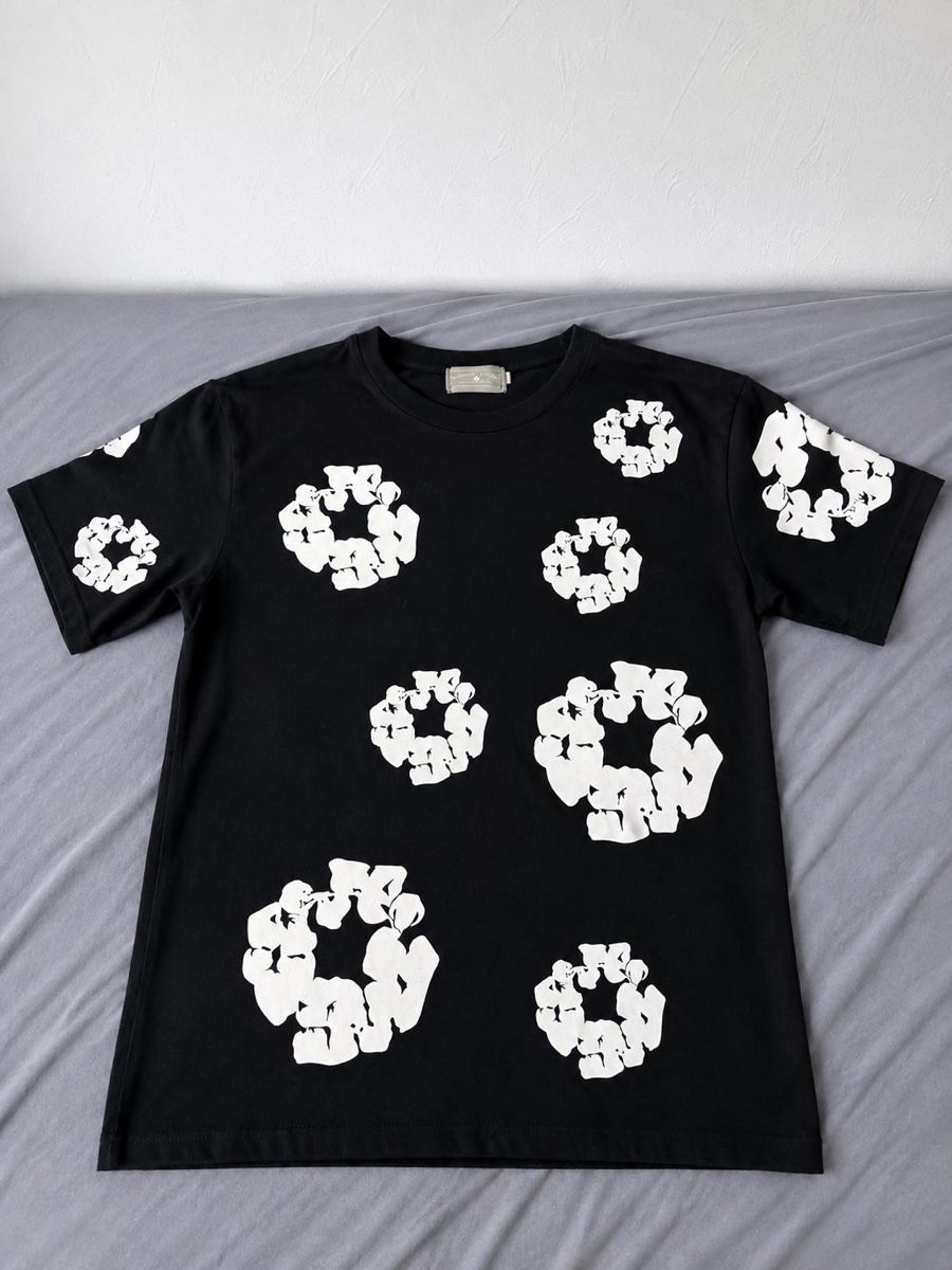 T-shirt: Denim Tears – Nuovo (secondo la descrizione) da Brugg AG venduto da ninni05