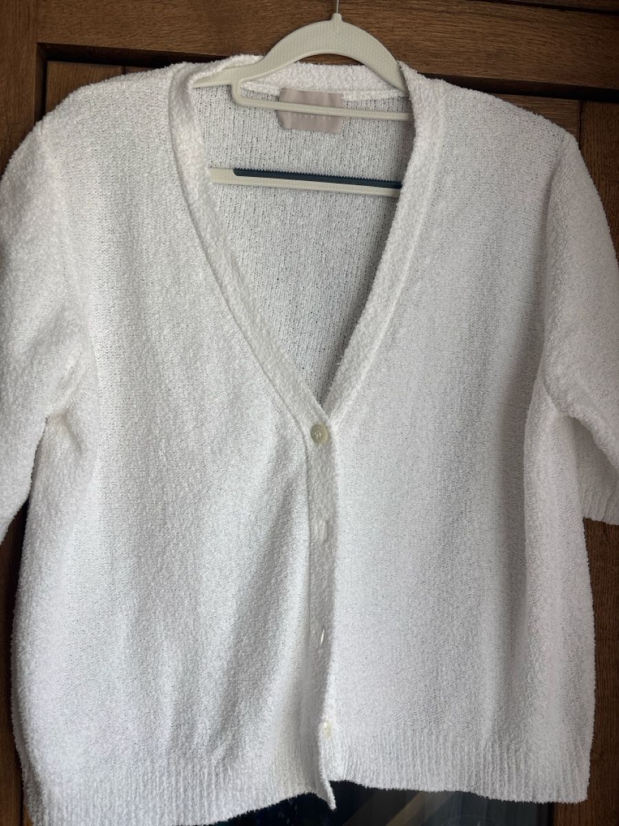 Hemisphere Jacken: HEMISPHERE Boucle Strickjacke  – Gebraucht aus Pratteln von sab_whk9