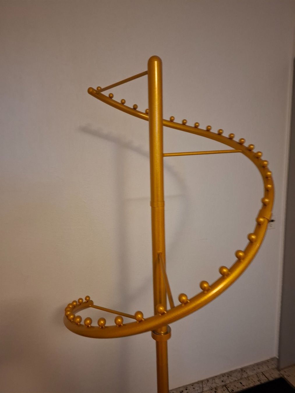 Autres décorations & accessoires: Kleiderständer – D'occasion à Wädenswil par Erich13 4
