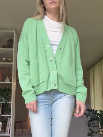 GRASGRÜNE ARMEDANGELS STRICKJACKE