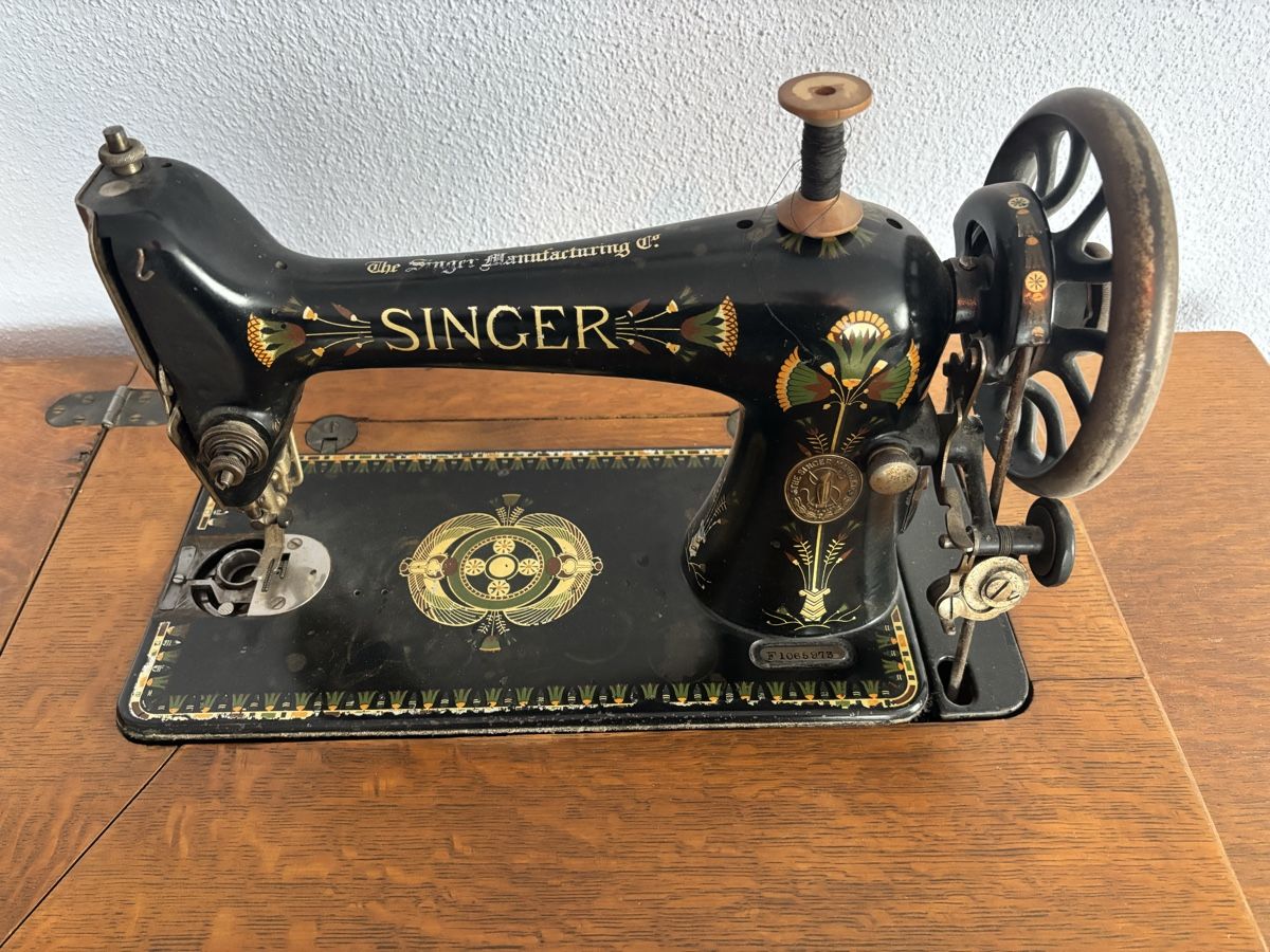 Singer Macchine da cucire: SINGER Nähmaschine (ca. 1909) – Usato da Buochs venduto da shivashila 4