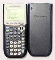 Texas Instruments TI-84 Plus Rechner inkl Neue Batterien