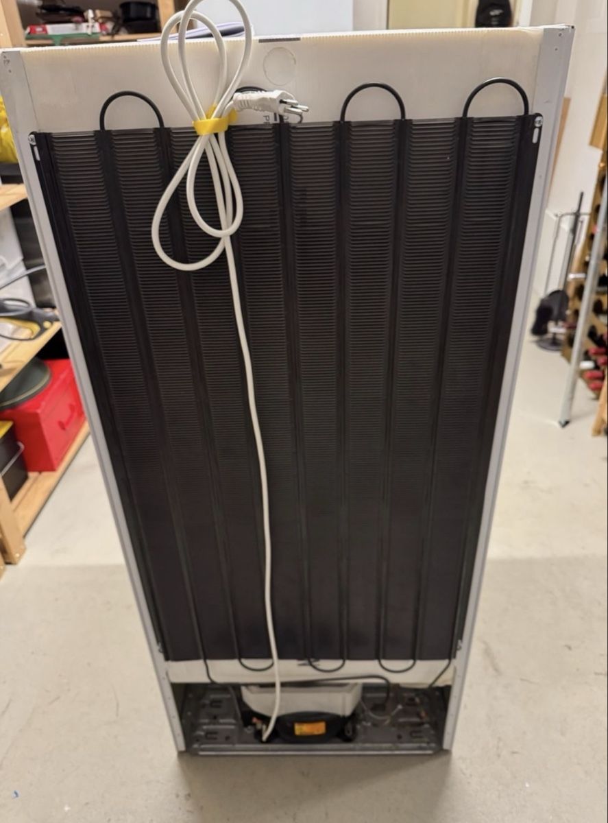 Frigoriferi: Einbaukühlschrank Electrolux IK 2070 – Usato da Wald ZH venduto da nes_7lgm 3