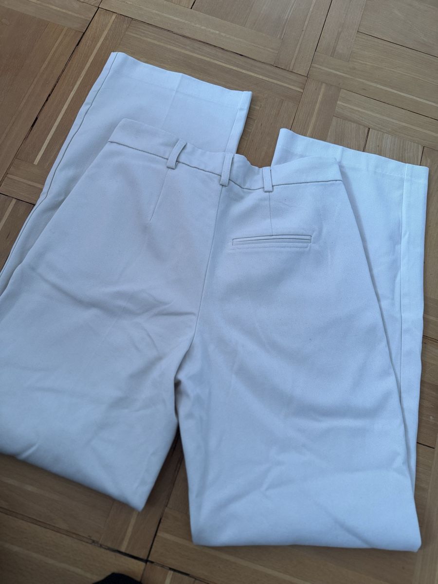 Pull&Bear Pantaloni: Pull&Bear Anzughose Stoffhose beige Gr. S Straight Leg  – Usato da Wittenbach venduto da Apicel 4