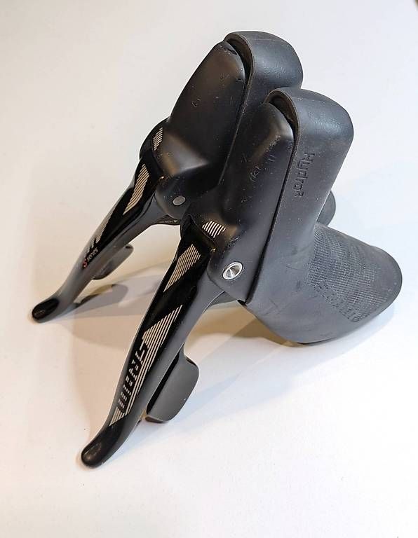 Sram Pezzi di ricambio: Bremsschalthebel SRAM S-700 2x10S, hydraulisch – Usato da Bösingen venduto da Geybi