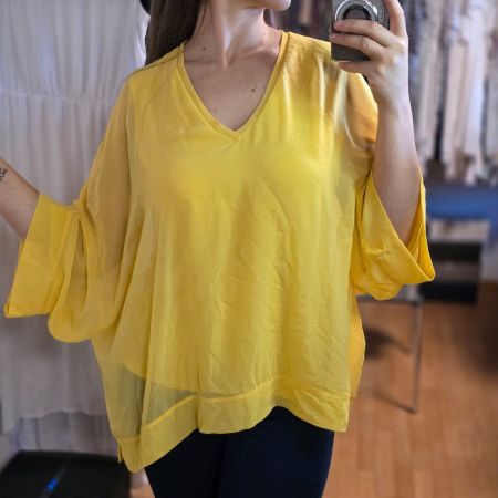 Gelbe Bluse kaschiert Bauch & Arme L/XL