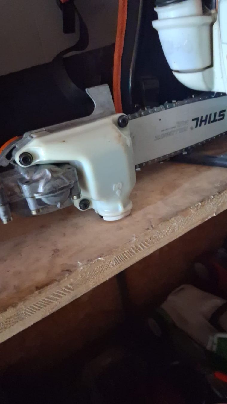 Stihl Tutti gli attrezzi: Stihl Hochentaster HT 101 – Usato da Grasswil venduto da LMG 3