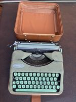 HERMES BABY SCHREIBMASCHINE, im Lederkoffer, vintage