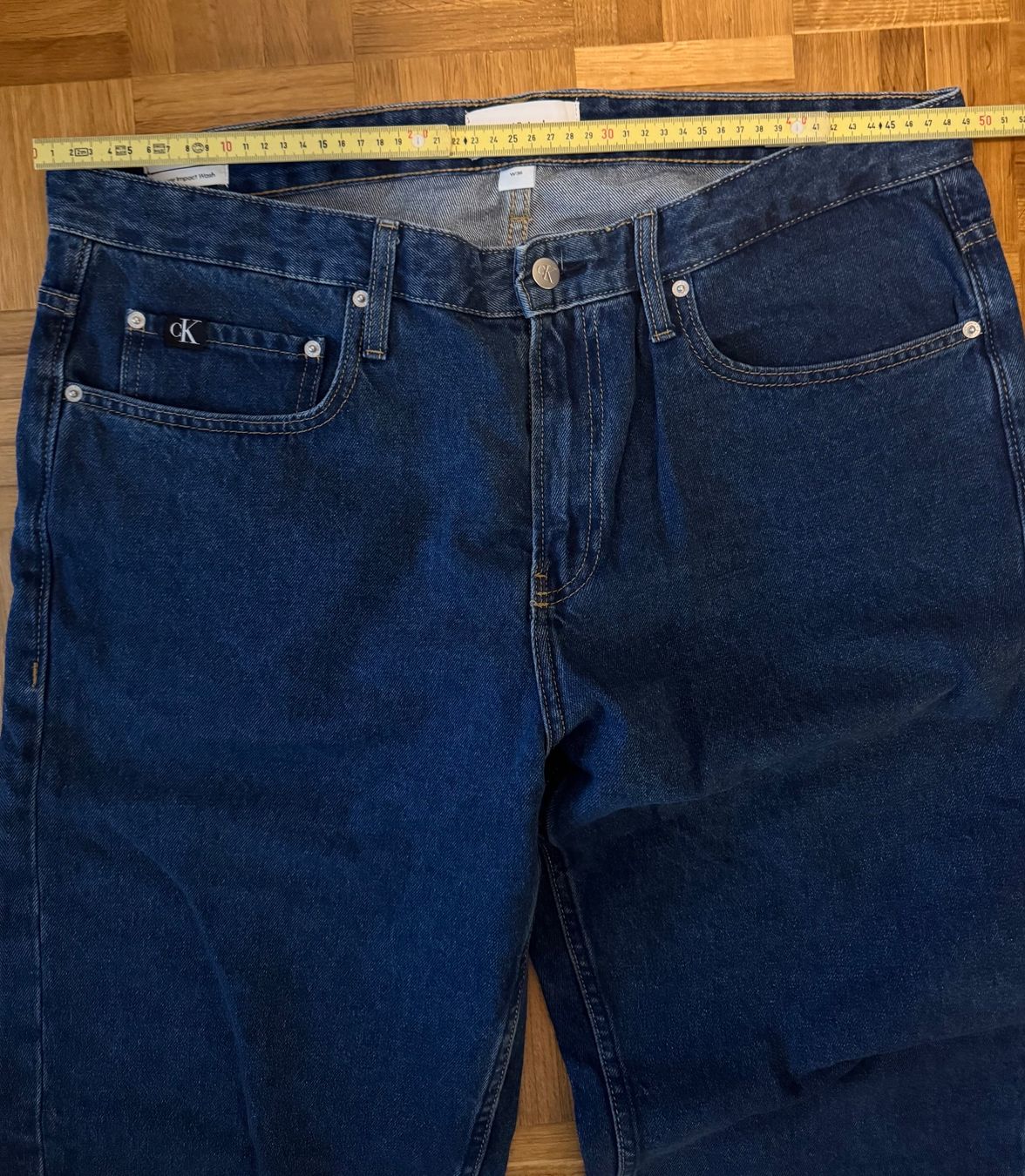 Calvin Klein Jeans: Calvin Klein Jeans - 90S STRAIGHT – Usato da Zürich venduto da sell_my_stuff 4