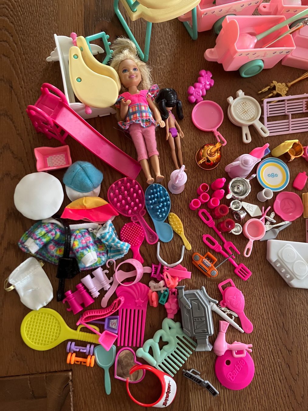Puppen: Barbie Artikel diverse – Gebraucht aus Rüdlingen von Schnoegli2007 1
