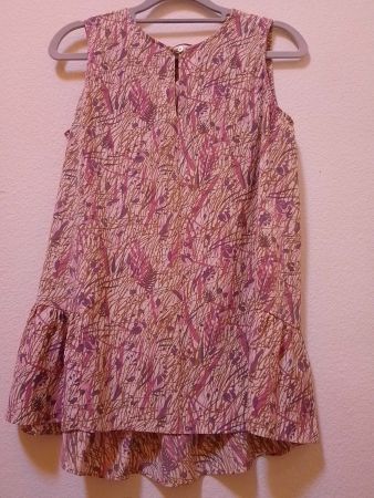 Hemisphere Seiden-Bluse in Rosa, Lila, Erdbrauntönen, S
