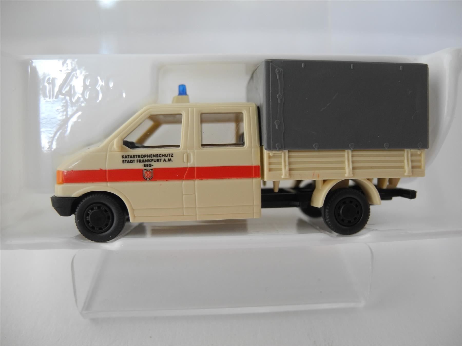Modellini d'auto: Roco 1489 VW T4 DoKa, Nr. c60 – Nuovo e nell'imballaggio originale da Kottwil venduto da Crazyrolf 1