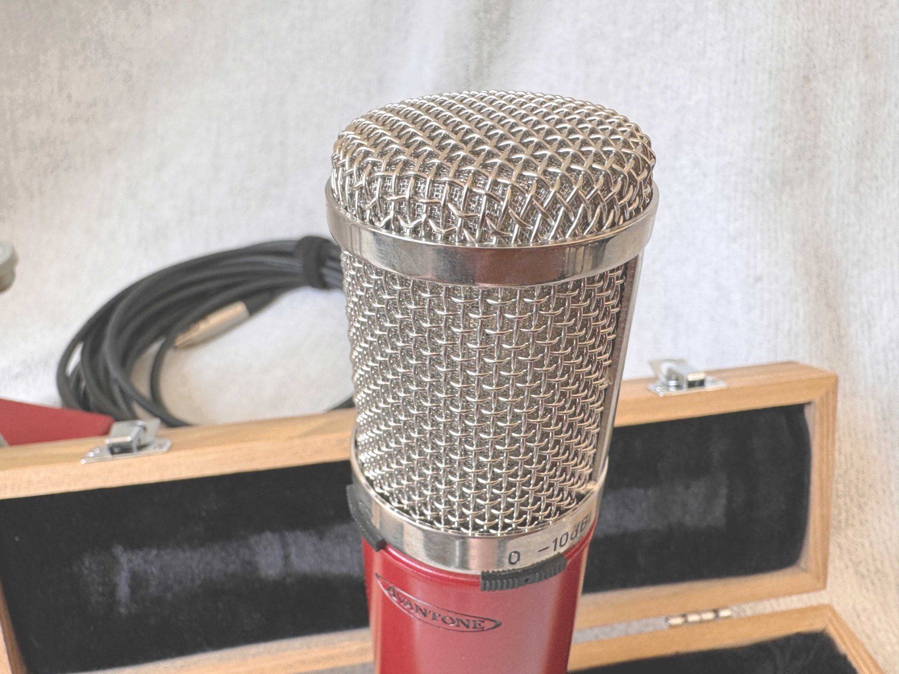 Microfoni: Avantone CV12 tube Microphone Grossmembran – Usato da Zürich venduto da Malco0 2
