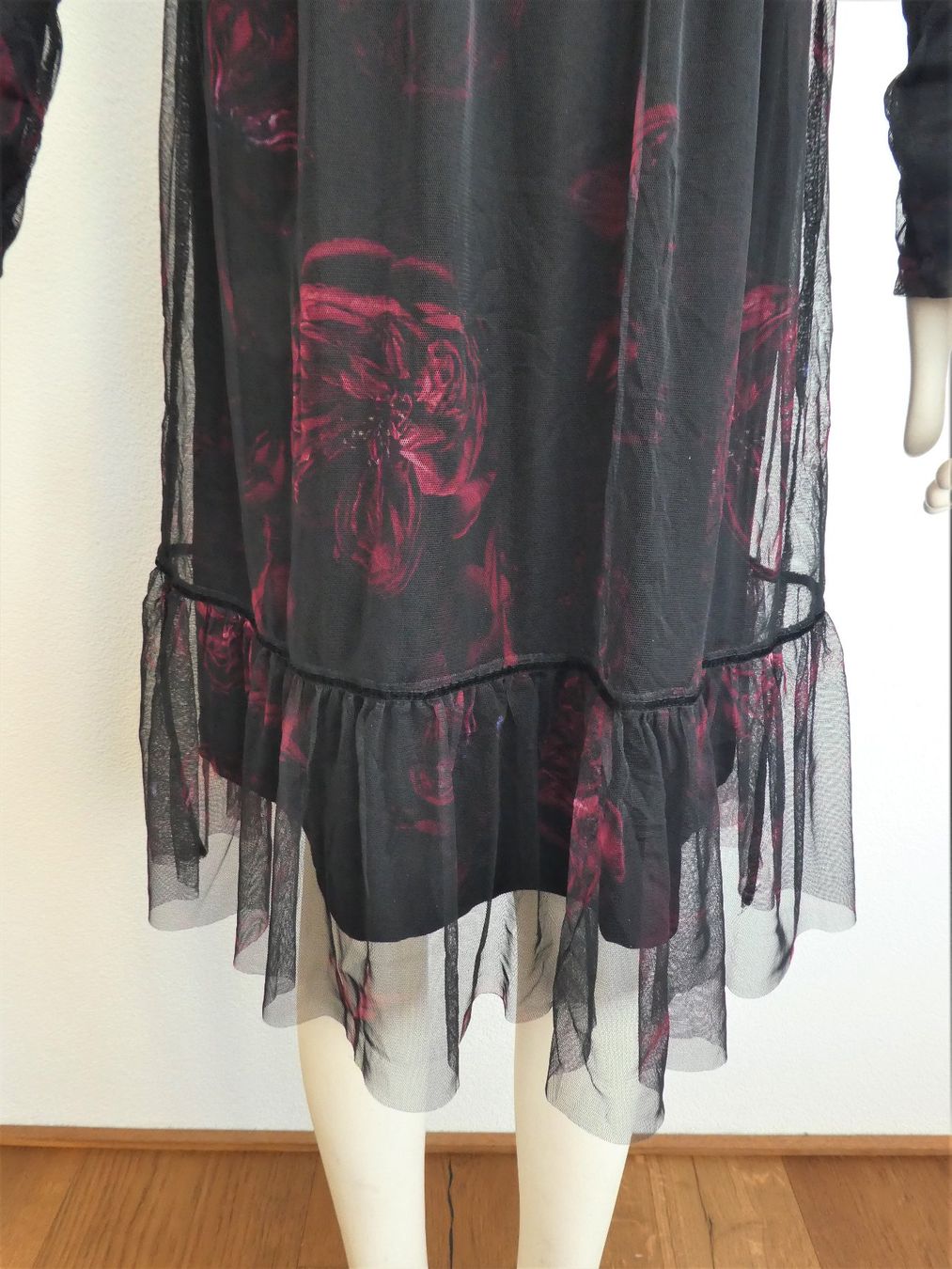 Nile Kleider: NILE Kleid Details, Gr. S – Gebraucht aus Berneck von chouchou1415 3