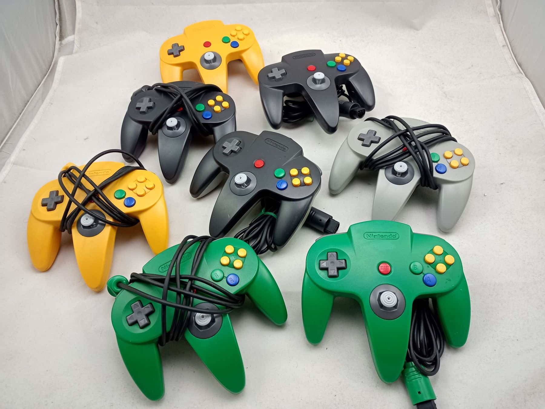 Altri accessori: N64 Original Controller (gut) – Usato da Buchs AG venduto da SellAndBuyX 8