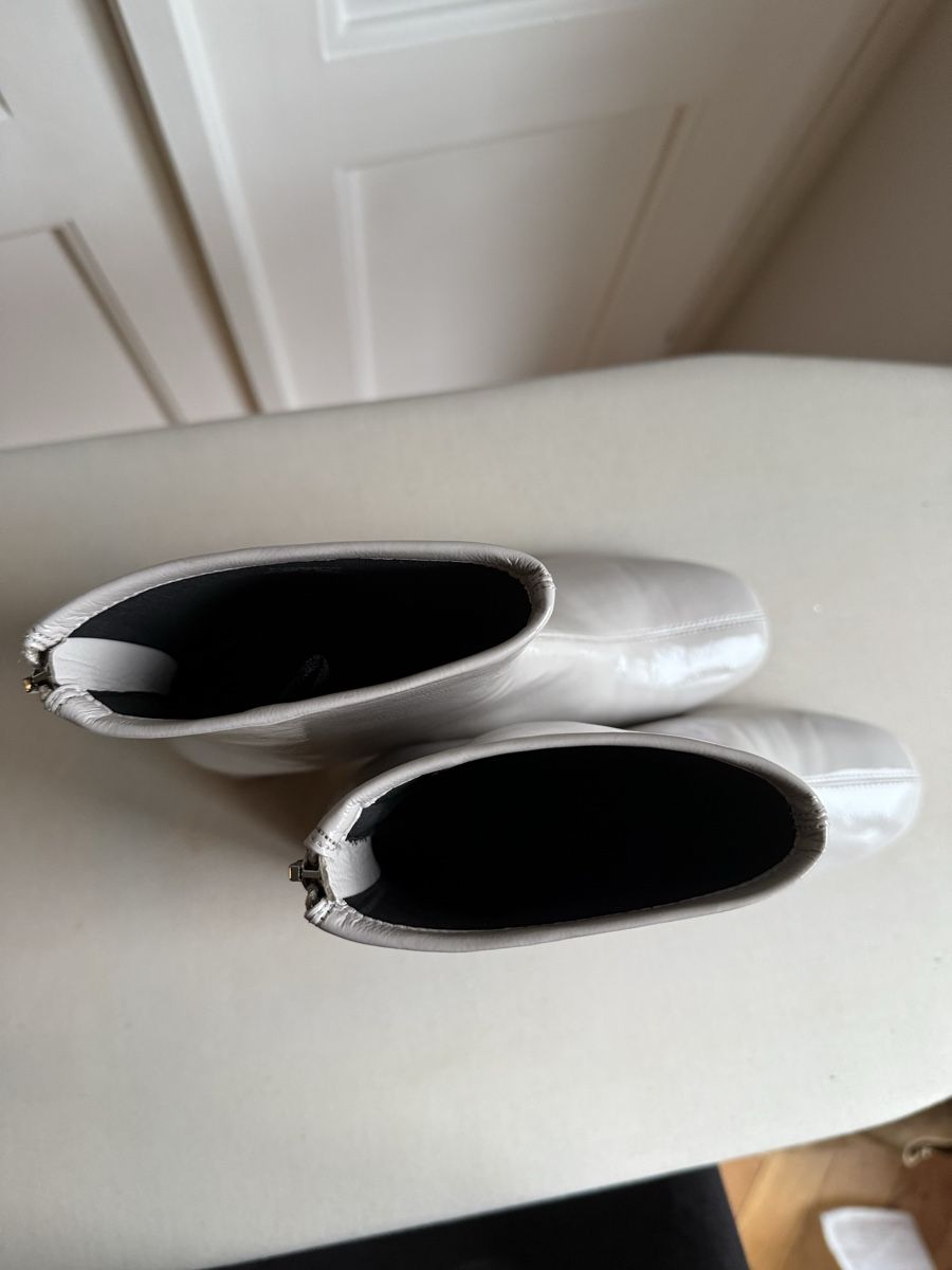 Zara Scarpe da donna: Zara Ankle Boots Size 40 - New - Never Worn – Nuovo (secondo la descrizione) da Genève venduto da jul_5xsn 4