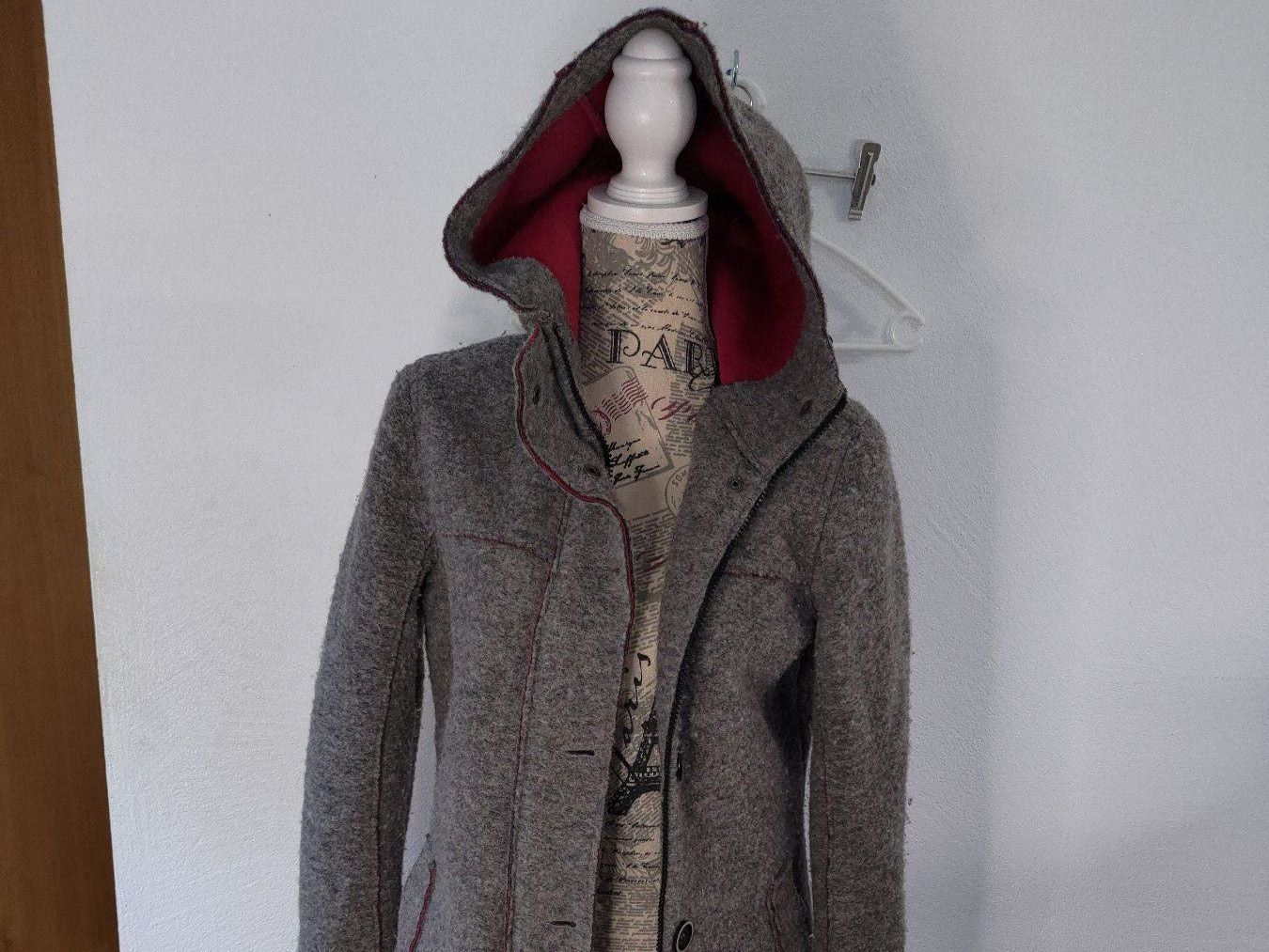 CMP Giacche: Jacke Damen - CMP - Grösse 42 - Wolle – Usato da Untervaz venduto da Lyraia