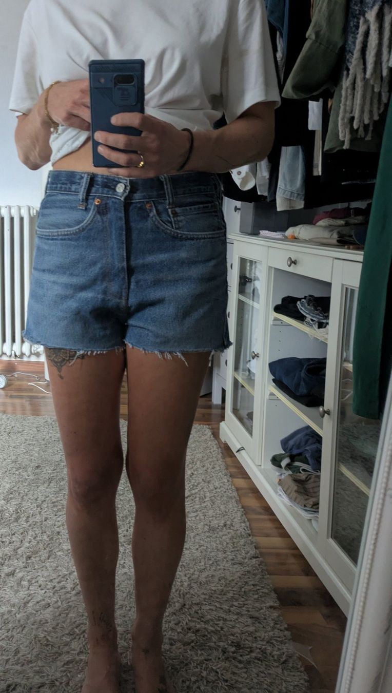 Levi's Hosen: Jeansshorts von LEVIS – Gebraucht aus Schwyz von Magdalena86 5