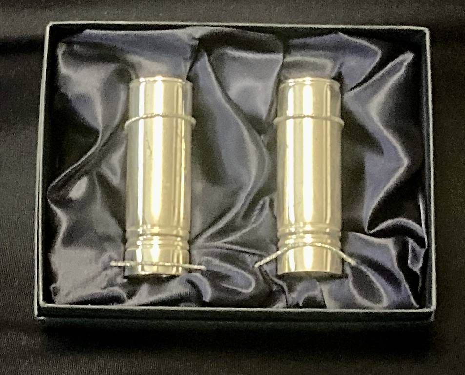 Geschirrsets: Elegantes, versilbertes Salz/Pfeffer-Set – Gebraucht aus Basel von Ricardo_X