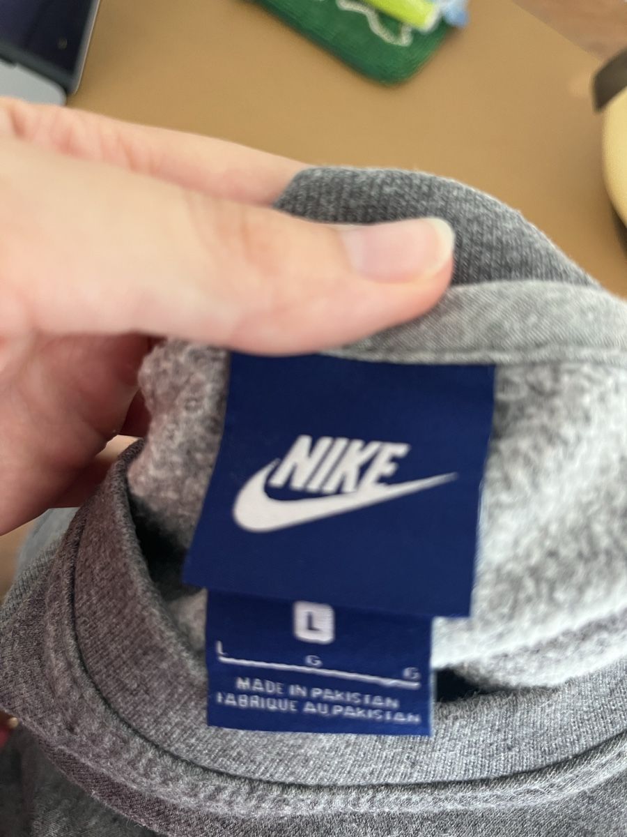 Nike Pullover & Sweatshirts: Pull-over Nike  – Gebraucht aus Neuchâtel von Ariane_vn00 5