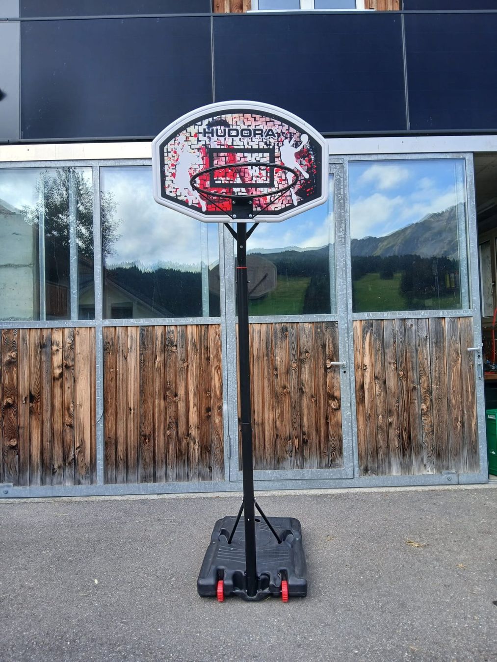 Canestri da basket: Basketballkorb Hudora – Usato da Sörenberg venduto da Fluh