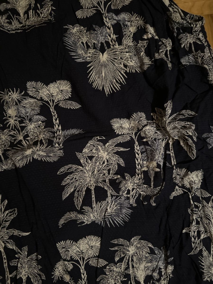 Tops: Joli haut taille 38  – D'occasion à Plan-les-Ouates par aur_z5pj 1