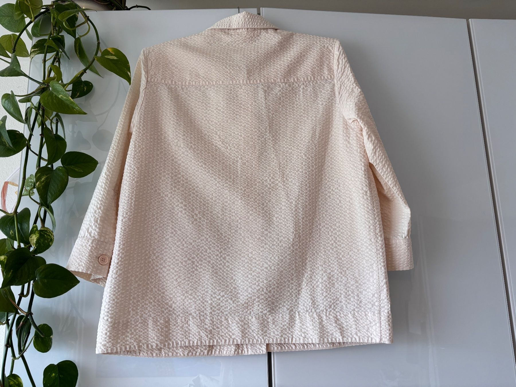 Cos Camicette: COS cremefarbene Bluse Seersucker Gr. 38 – Usato da Zürich venduto da missmodernage 4