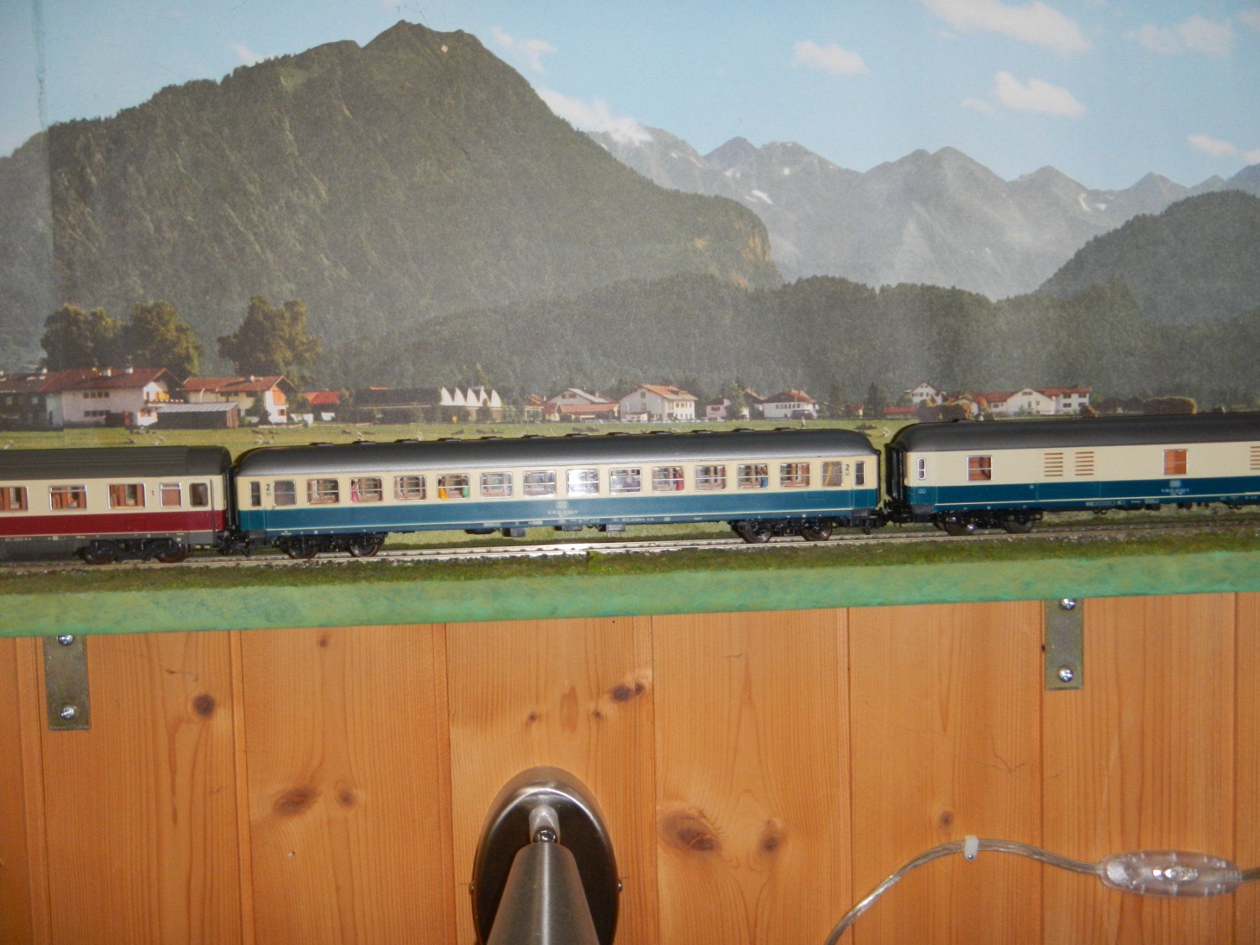 Roco Modellini di ferrovie: ganzer DB - Zug. Roco Wagen – Usato da Ramsen venduto da gusti485 6