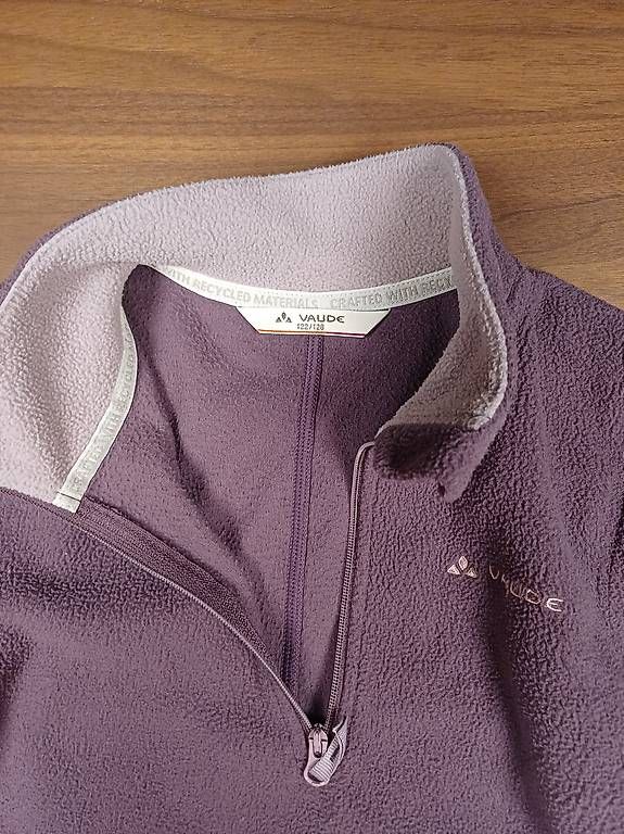 Pulls et sweat-shirts: Fleecepullover Vaude, 122/128 – D'occasion à Meikirch par Scd1907 1