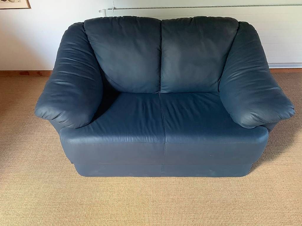 Divani: 2-Sitzer Sofa aus Kunstleder, dunkelblau – Usato da Thalwil venduto da noe_j7px