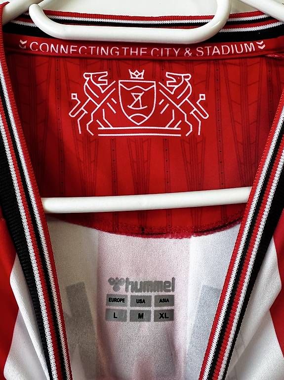 Canottiere & Pantaloni: AFC Sunderland Trikot / Xhaka 34 – Nuovo (secondo la descrizione) da Gossau SG venduto da nandoo 3