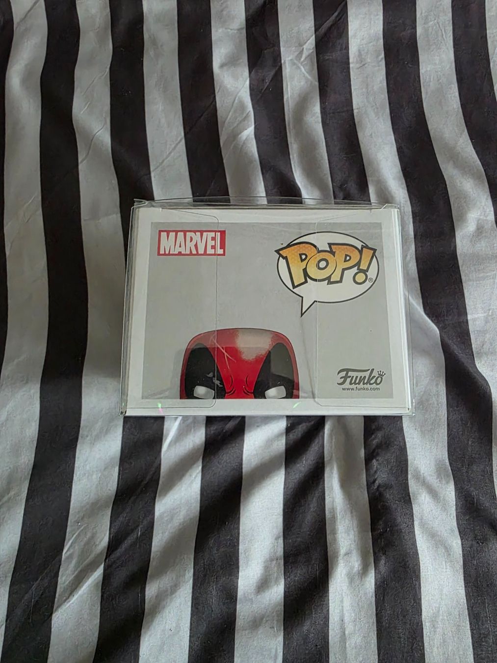 Funko Statuette: Funko Pop Deadpool Marvel 80th Metallic Special Edition – Nuovo (secondo la descrizione) da Zürich venduto da Sams_FunkoandComics_ 4