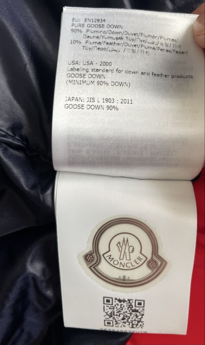 Moncler Giacche: Moncler Grenoble Red Down Vonne Jacket size 1 (S) – Usato da Embrach venduto da lau_2gtp 3