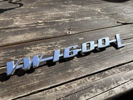 VW 1600 L Schriftzug Emblem Originalteil gebraucht