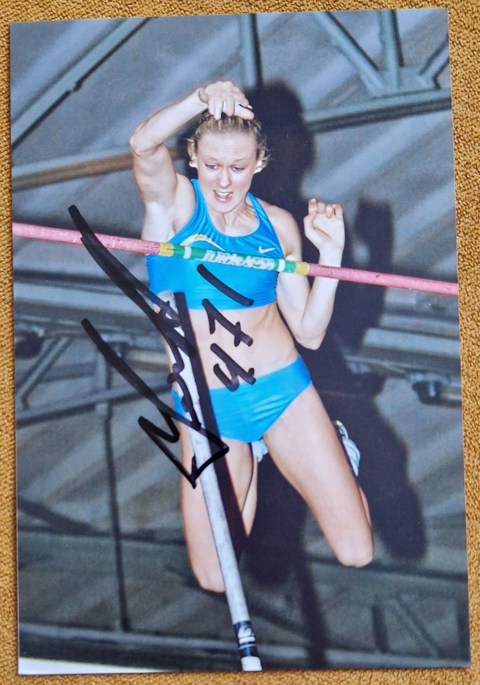 Autografi: Yuliya Golubchikova - Leichtathletik – Usato da Menziken venduto da Autogramme