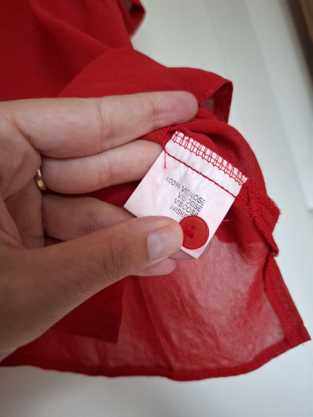 Camicette: Chemise rouge Vintage – Nuovo (secondo la descrizione) da La Tour-de-Peilz venduto da Marin_nette 3