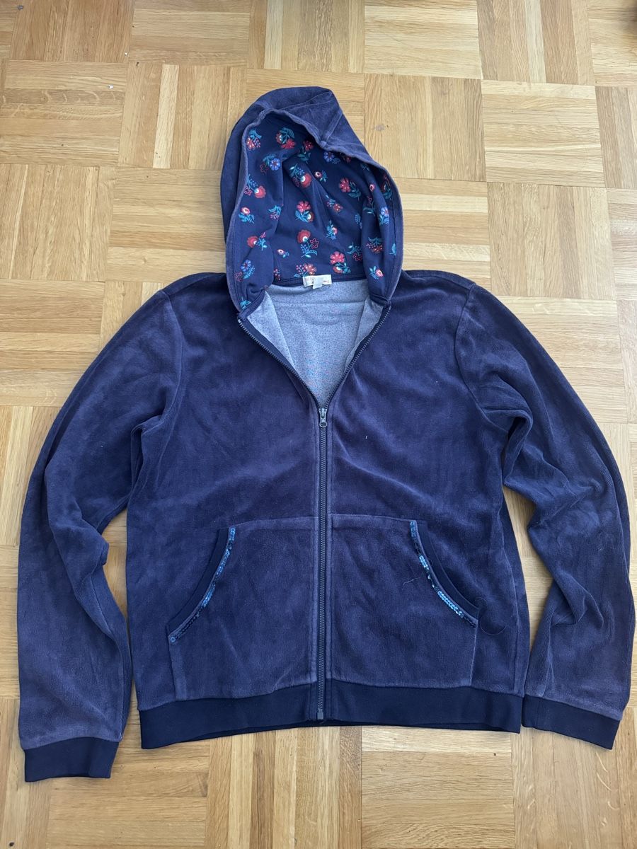 Vestes & Manteaux: Kinder Jacke, Gr. 140 – D'occasion à Kilchberg ZH par Von_dutch